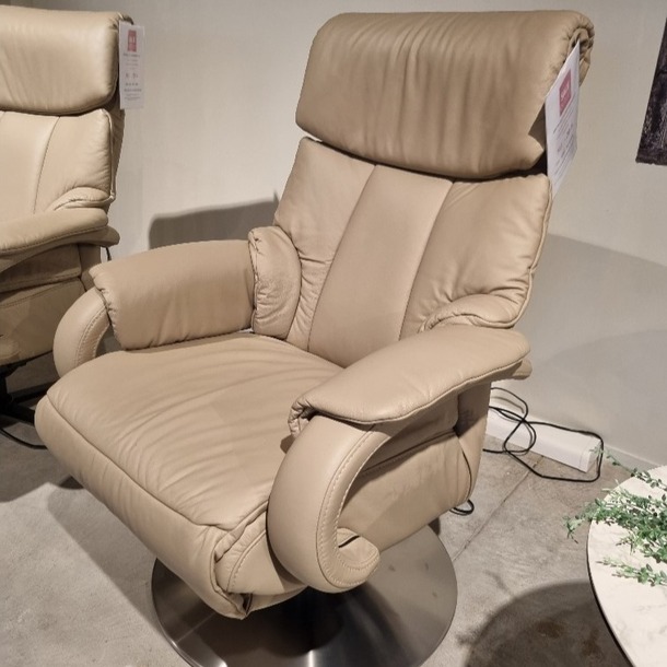 Himolla lederen relaxzetel 4 motoren (met uitstaphulp) - 0